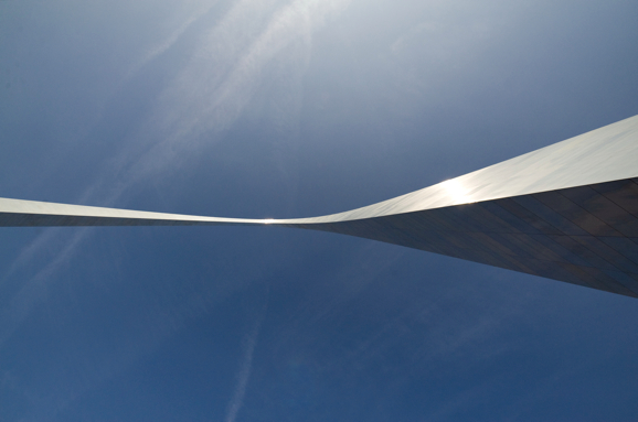Arch-Horizontal.zjEiV9yX5nef.jpg