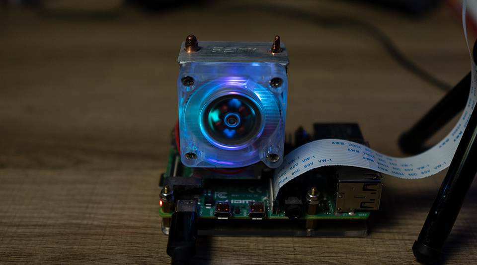 raspberry-pi-400-04_1275681920.jpg